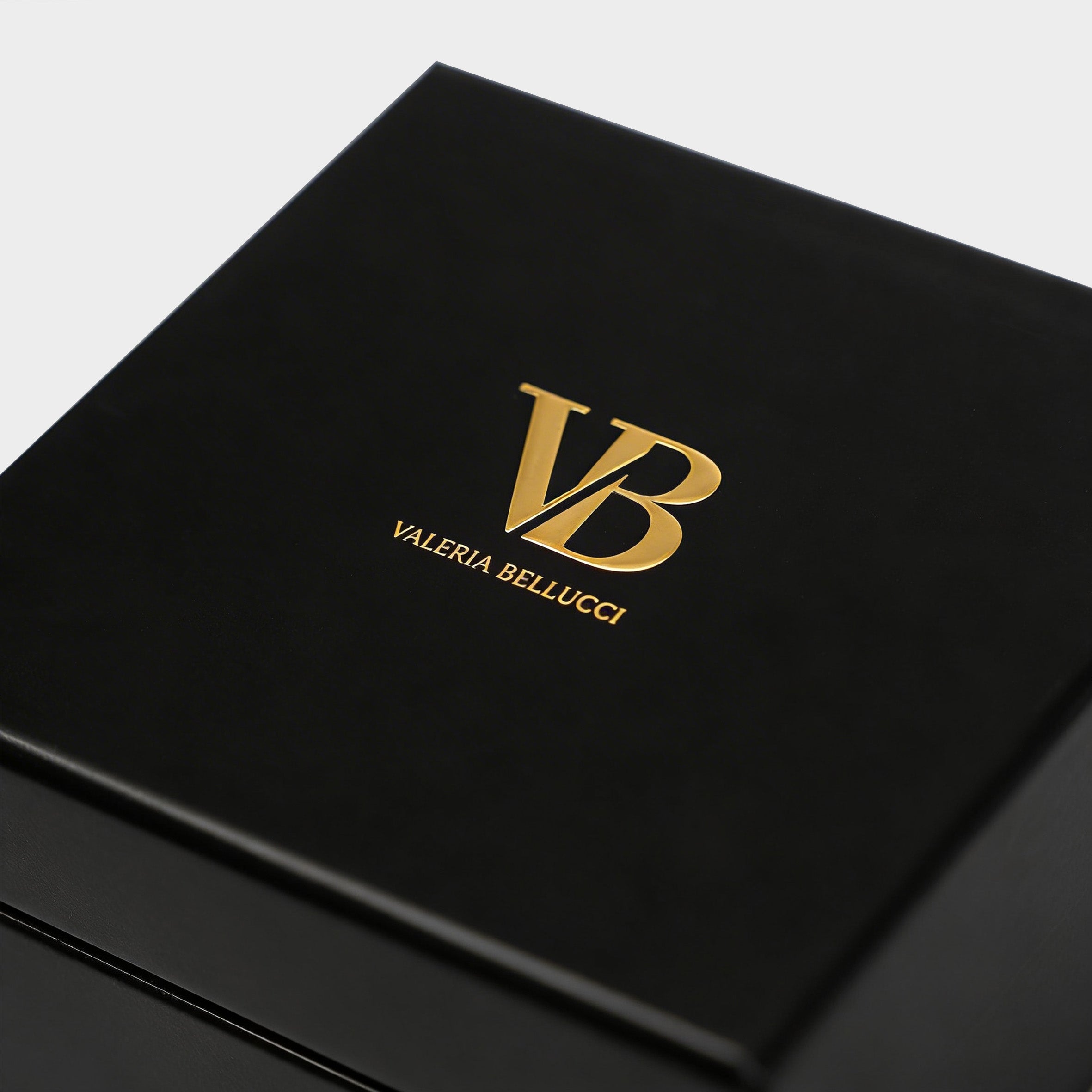 Valeria Bellucci White Gold Watch for Men